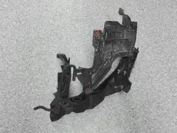 AUDI A4 B8 Rechts Scheinwerfer Halterung Gleitschiene 8K0805608C