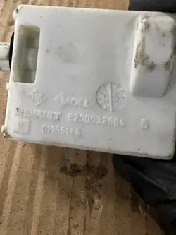 OEM 8200032984 Actionneur de trappe à carburant Trafic