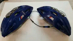 Blaue Bremssättel 374mm BMW G30 G31 OEM