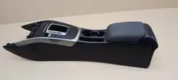 Käsinoja Audi A4 B8 OEM Podłokietnik Audi A4 B8----parts