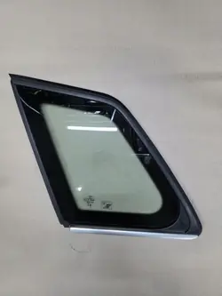 Gebrauchtes Linkes Heckfenster OEM 89A845297D für Audi Q4 SUV