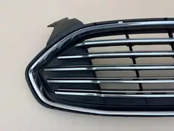 Grille avant Ford Mondeo MK5 OEM DS73-8150 Occasion