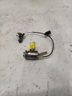 AdBlue-suutin OEM LR189641 Range Rover Evoqueen