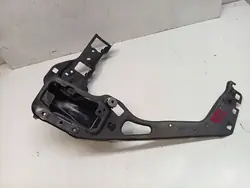 Montage de phare droit BMW F40