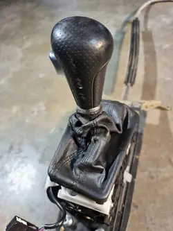 Levier de sélection de vitesse OEM 4L1713041J Audi Q7 4.2 TDI