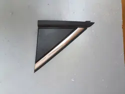 Vasen etulokasuoja OPEL CROSSLAND X 13482333