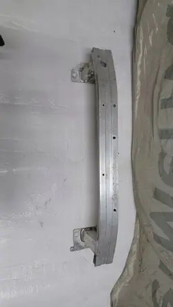 Reforço de pára-choques OEM 752107246R