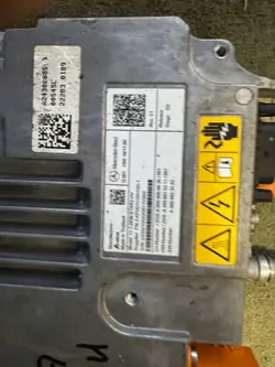 Módulo de carga Mercedes OEM 260901 para EQA 350 4MATIC