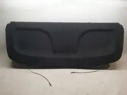 Estante Trasera Toyota Yaris III OEM 64330-0D240 Usada