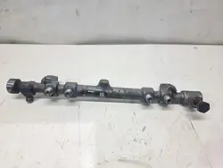 Kia OE 0445214211 Inspuitrail - Gebruikt