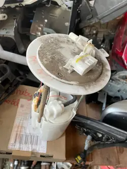 NISSAN QASHQAI J11 1.2 DIG-T Cesta de Bomba de Combustível