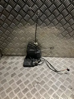 Fram Vänster Dörrlås 2117200335 Mercedes W211 E-Klass