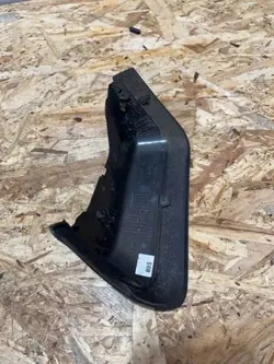 Cobertura farol traseiro direito Audi OE 90139192 - Usado