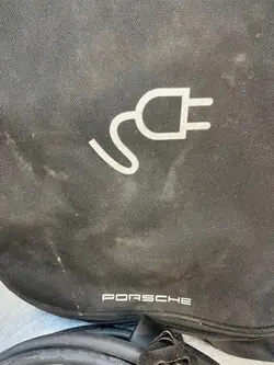 Prise de charge Porsche Panamera OEM 971044001