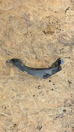 Support d'aile avant droit AUDI A6 ALLROAD 4G0821136A
