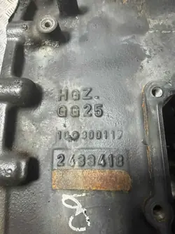 Carter de boîte Scania OEM 2433418 - État utilisé