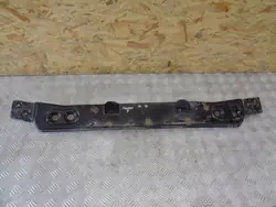 Traverse inférieure radiateur avant Ford Transit MK7
