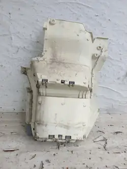 Estribo DAF XF lado esquerdo OEM 2319871 - Usado