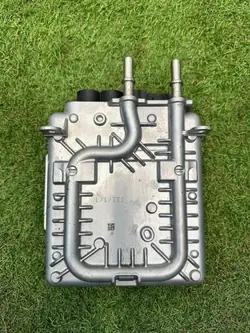 Volvo XC60 2022 Invertteri OEM 32301317