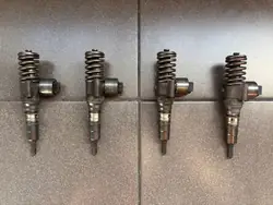 Ruitenwisserspomp OEM 03G130073G voor VW Golf V 2.0 TDI