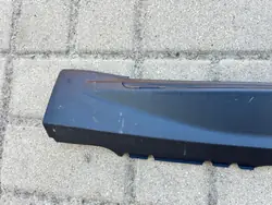 Audi A4 B9 Allroad Quattro Vänster Tröskelskydd OEM 8W9853855E