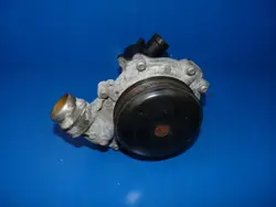 Vattenpump Mercedes A-klass W176 A6512008301