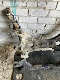 Vorderer Querlenker OEM A6393301406 für Mercedes Vito/Viano