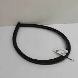 VW Amarok motorhuvedichtning OEM 2H0823737 - Begagnad