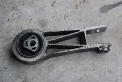 FIAT DUCATO 3.0JTD Moottorin Kiinnike Takana OEM 1352888080