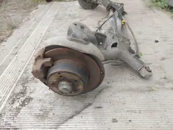 OEM bakaxelbalk med ABS-skivor för Volvo C70