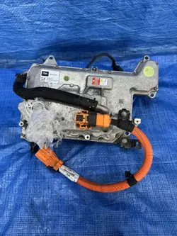 OEM 989850313580 Växelriktare för Peugeot E-208 II
