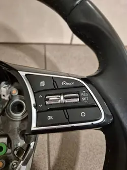 Volante Kia Ceed III OEM 56100-J7640 Cuero Multifunción