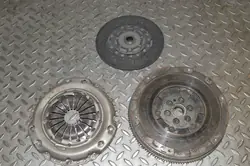 Kytkinsetti Opel Astra J GTC 1.4L 2014 55587527