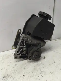 Pompe de direction assistée Mercedes E W210 C W202 2.2 2.5