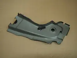 Audi OE Gurtverstärkung Links Vorne