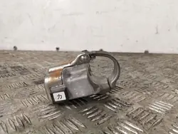 Ohjauslukitus OEM FBZ13804 Subaru Outbackille