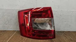 Lámpara trasera izquierda Skoda Octavia III
