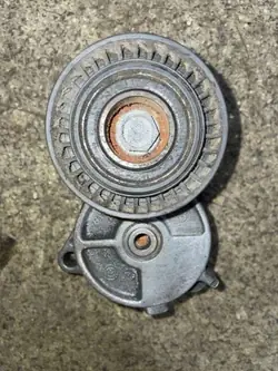 BMW 5 E39 Vönsäätäjä OEM 1748832 2.8L