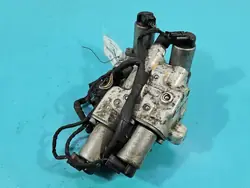 Válvula de Suspensão BMW OEM 6775258 - Estado Usado