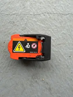 Paristoturvakytkin OEM 993B15333R - Renault OE