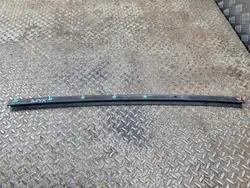 Ford Mustang motorhukspackning OEM JR3B16A570 - Begagnad
