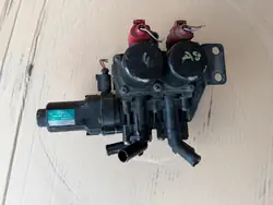 Électrovanne d'eau Audi OE 4E0959617C - État utilisé