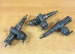 Injetor VW Passat B5 FL 1.9 TDI 038130073J