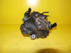 Toyota Yaris 1.4D D-4D Kraftstoffpumpe Komplett 22100-0N020