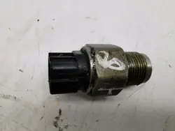 Sensor Pressão Combustível Toyota OEM AMD104124 - Usado