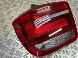 Feu arrière gauche BMW 1 F20 F21 2013 OEM 63217270097
