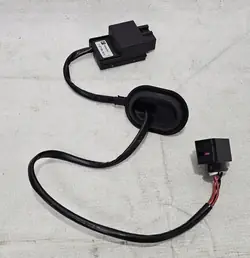 Polttoainepumpun Ohjain 7.07796.00.0 VW:lle