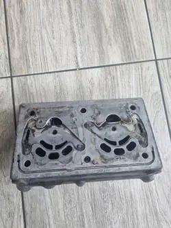 Tête de compresseur d'air OEM RENAULT MAGNUM PREMIUM DXI