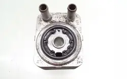 Käytetty VW OE 038117021D vaihteistoöljynjäähdytin