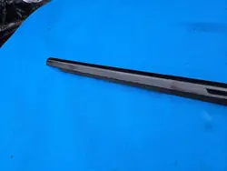 Bakdörr glastätning OEM QUA9064 höger sida BMW 3 G21